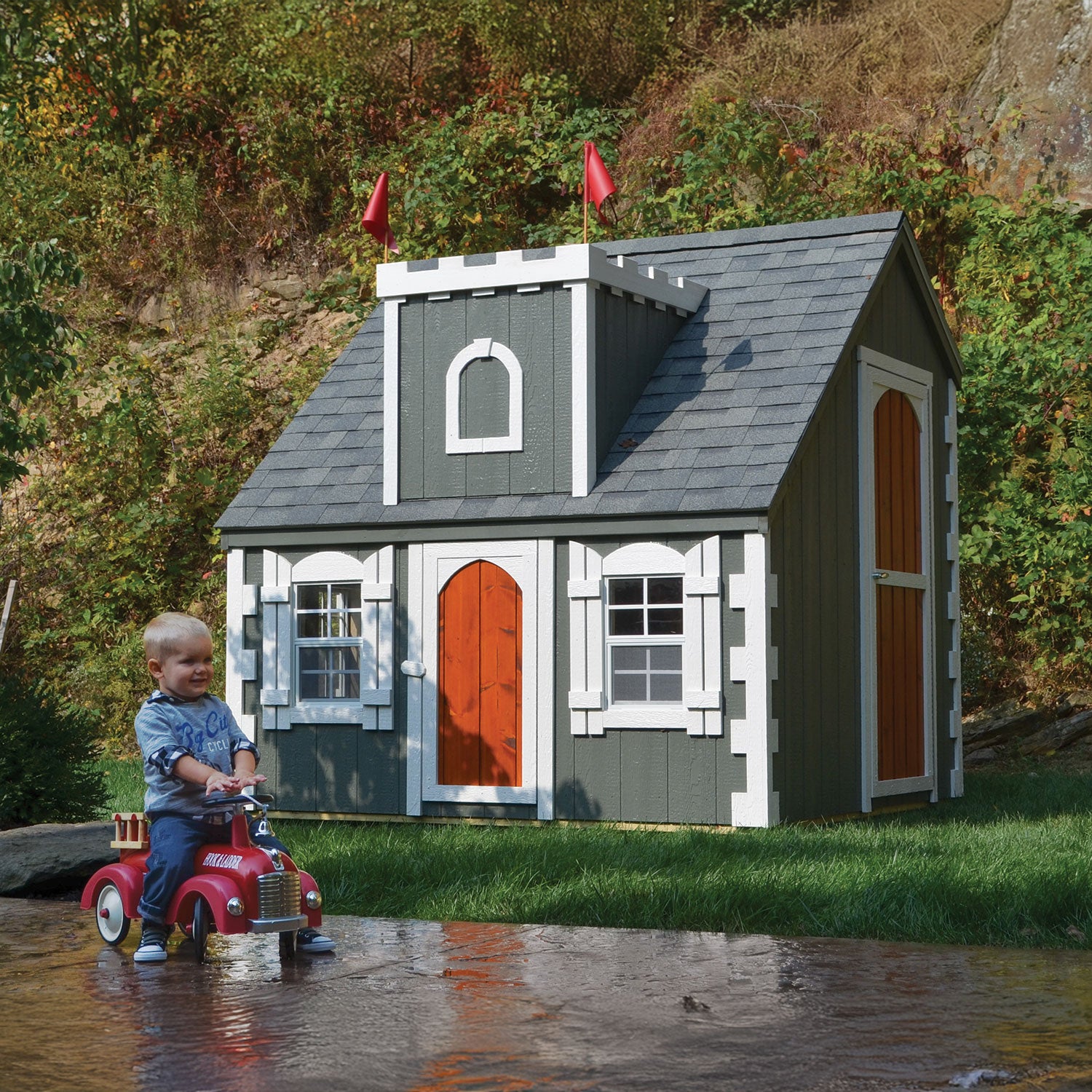 Castle Amish Play House – Herron's Furniture