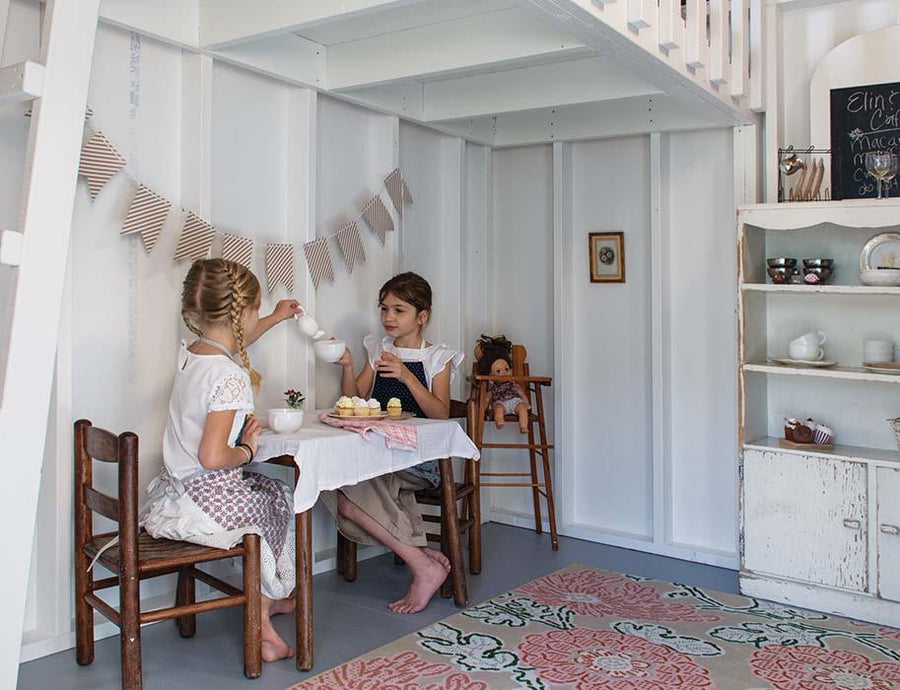 Lexington Amish Play House & Shed - Herron's Furniture