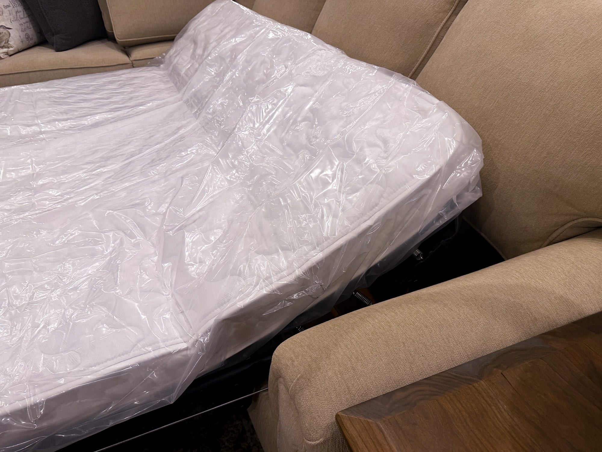 2-Piece Sectional with Queen Sleeper
