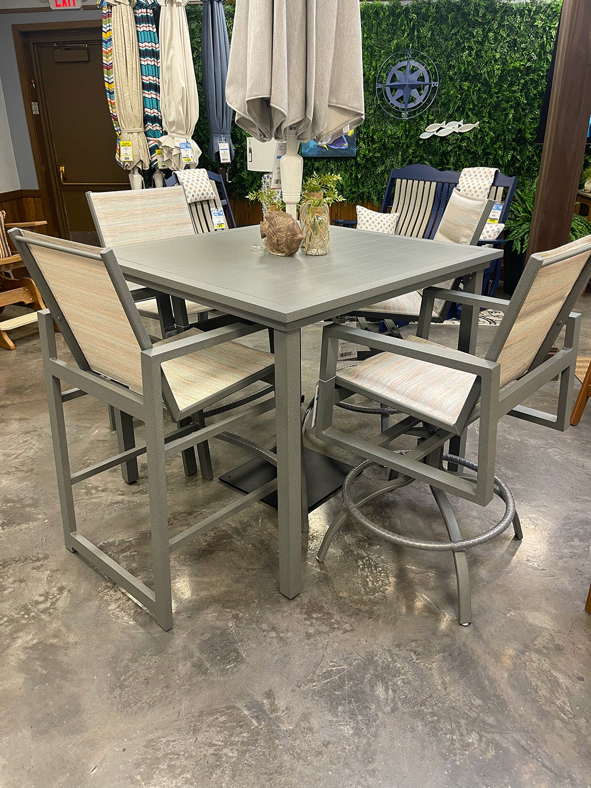 5-Piece Outdoor Square Metal Bar Set