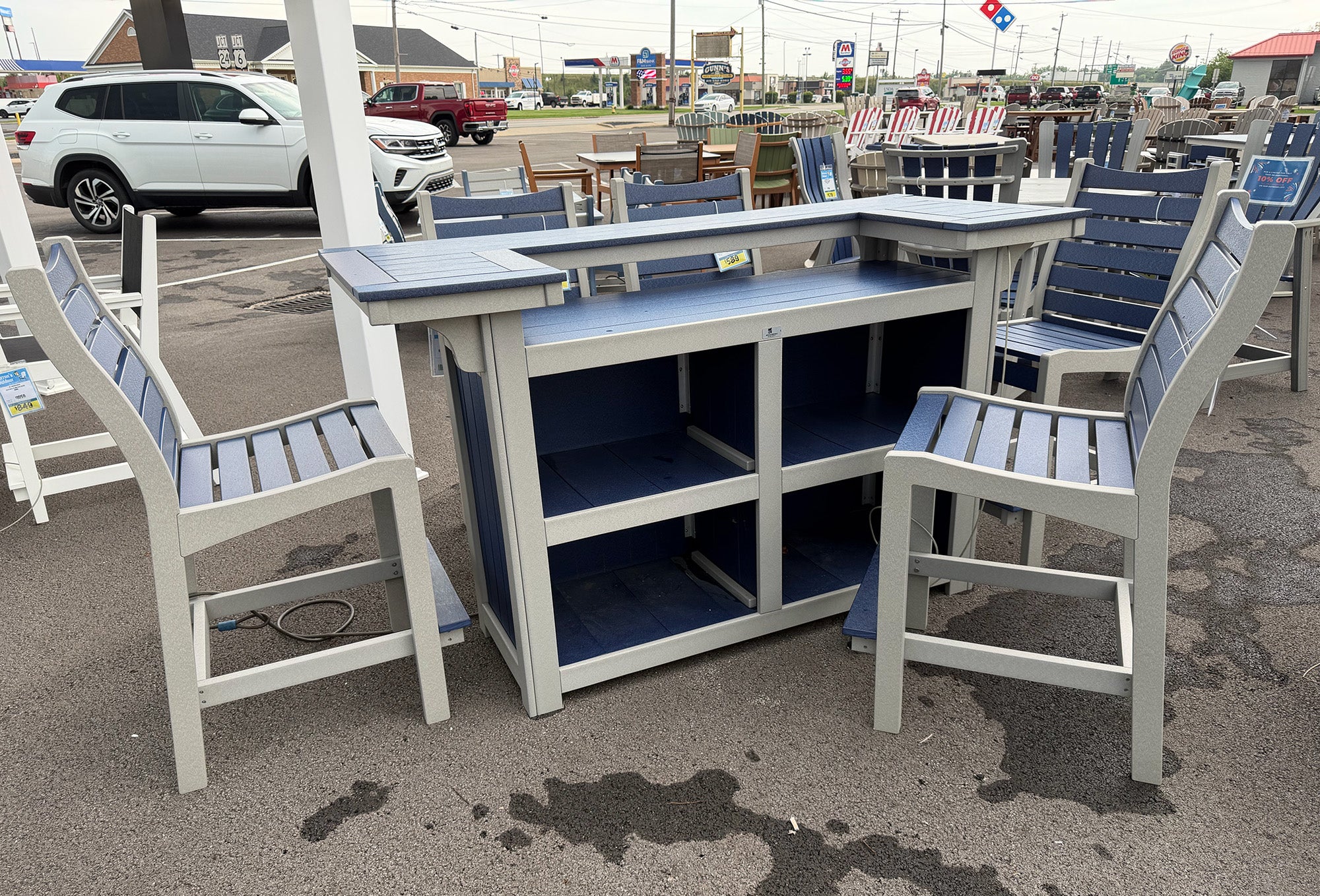 6-Piece Outdoor Bar Set (Navy on Light Gray)