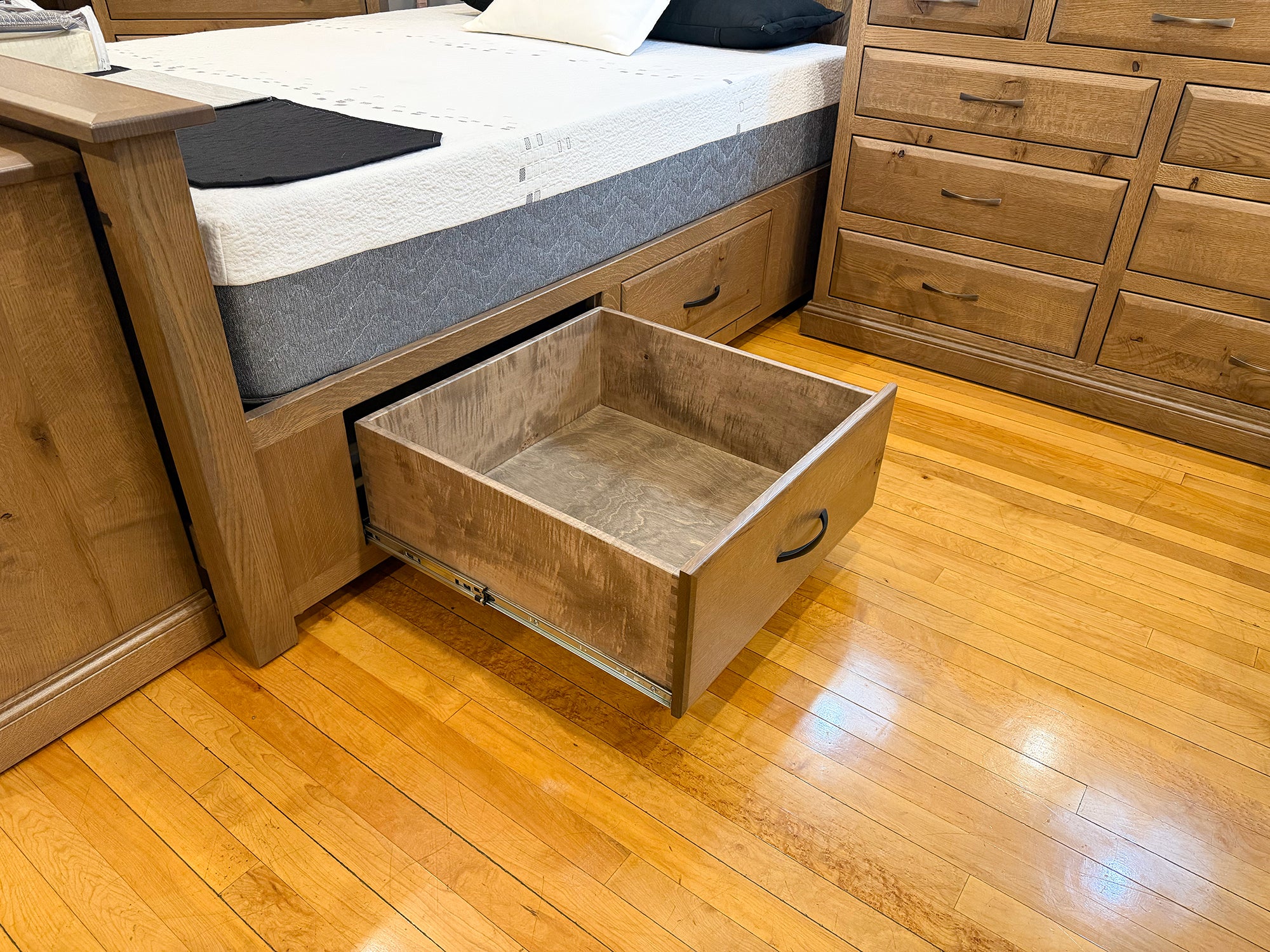 6-Piece Rustic Quarter Sawn White Oak Bedroom Set