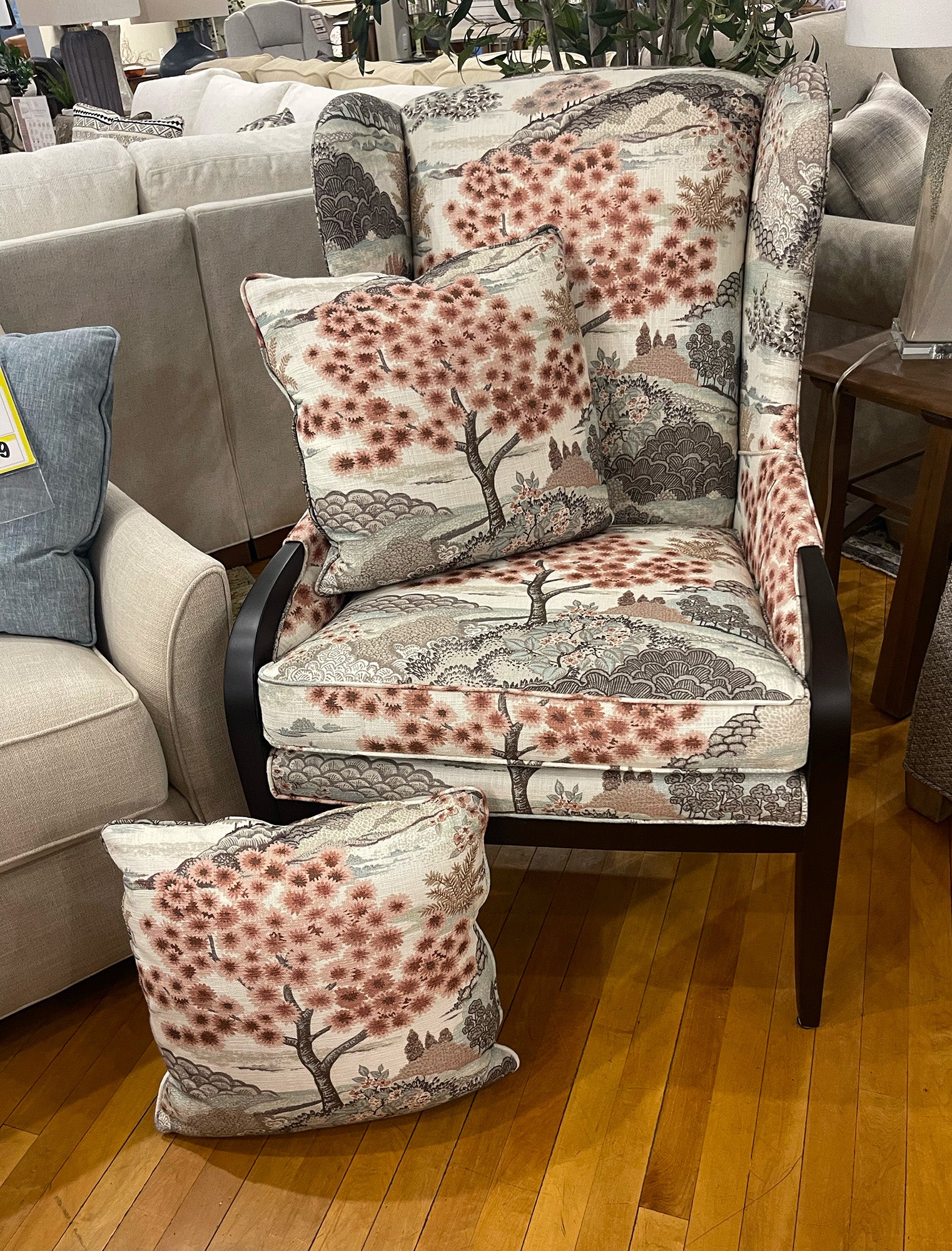 Hickory Chair with Matching Pillows