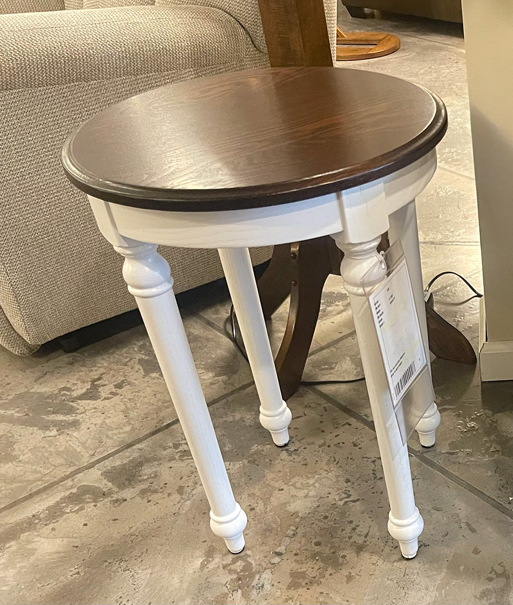 Magnolia End Table