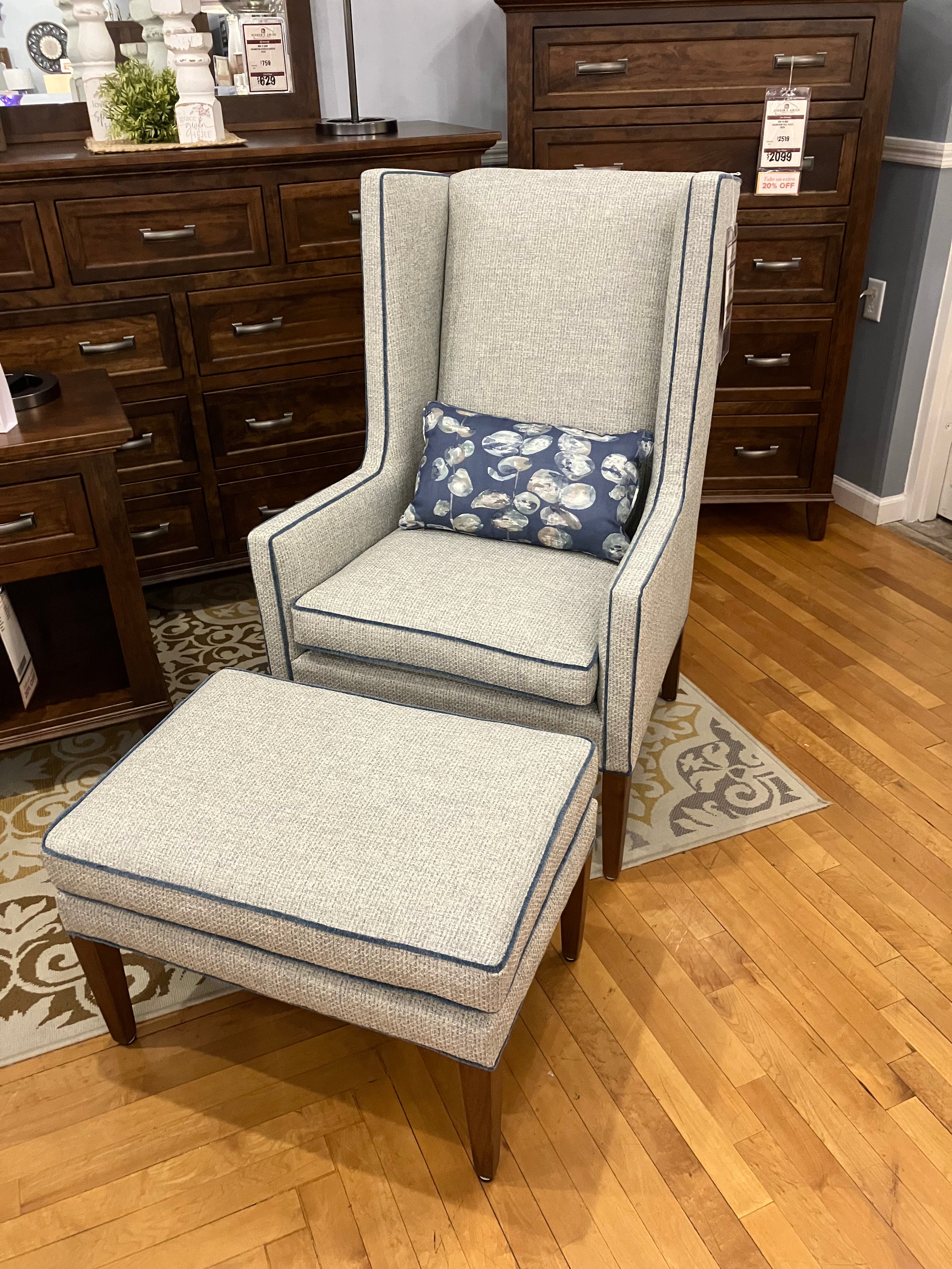 Accent Chair & Ottoman w/ Kidney Pillow
