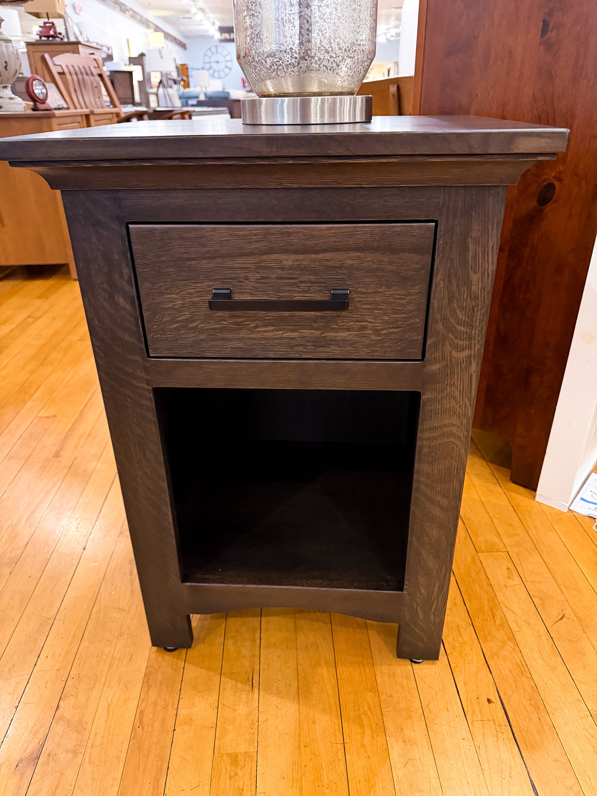 Night Stand with 1 Drawer