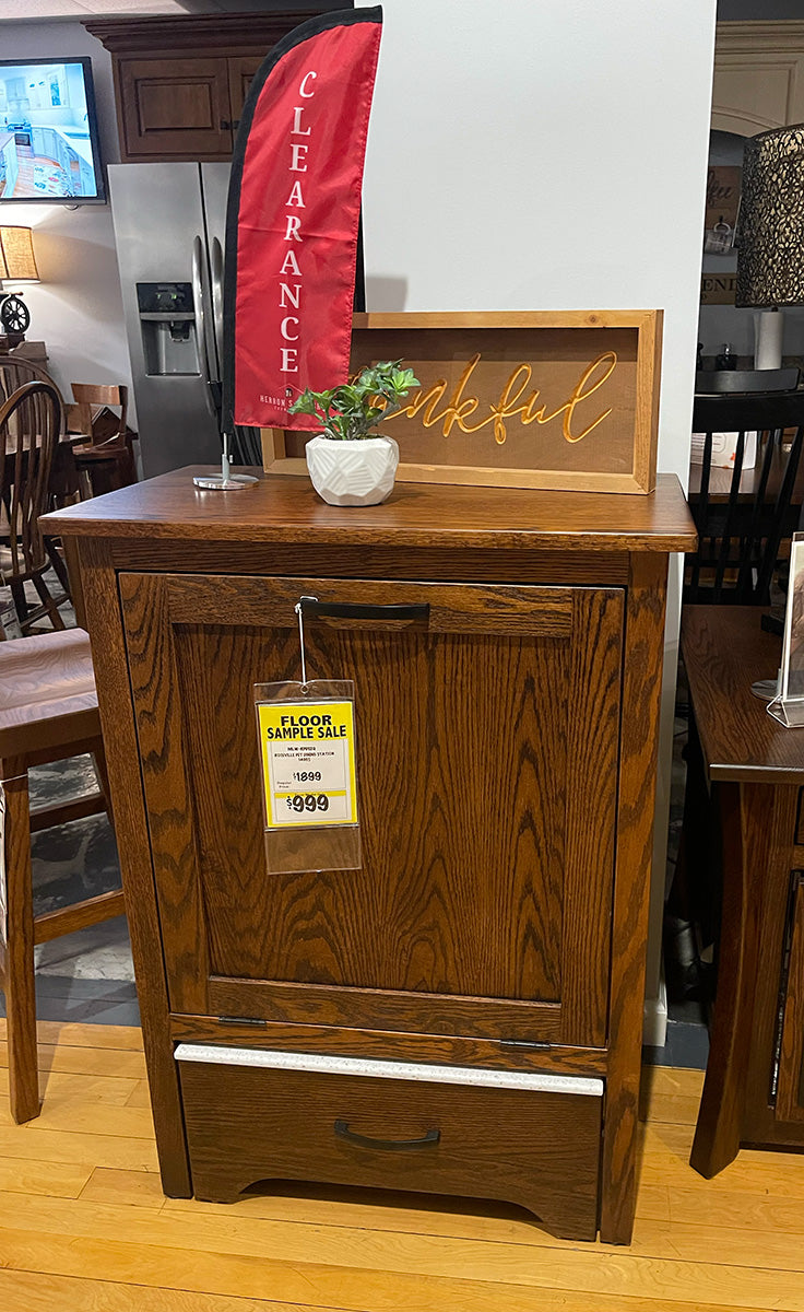 Roseville Pet Dining Station