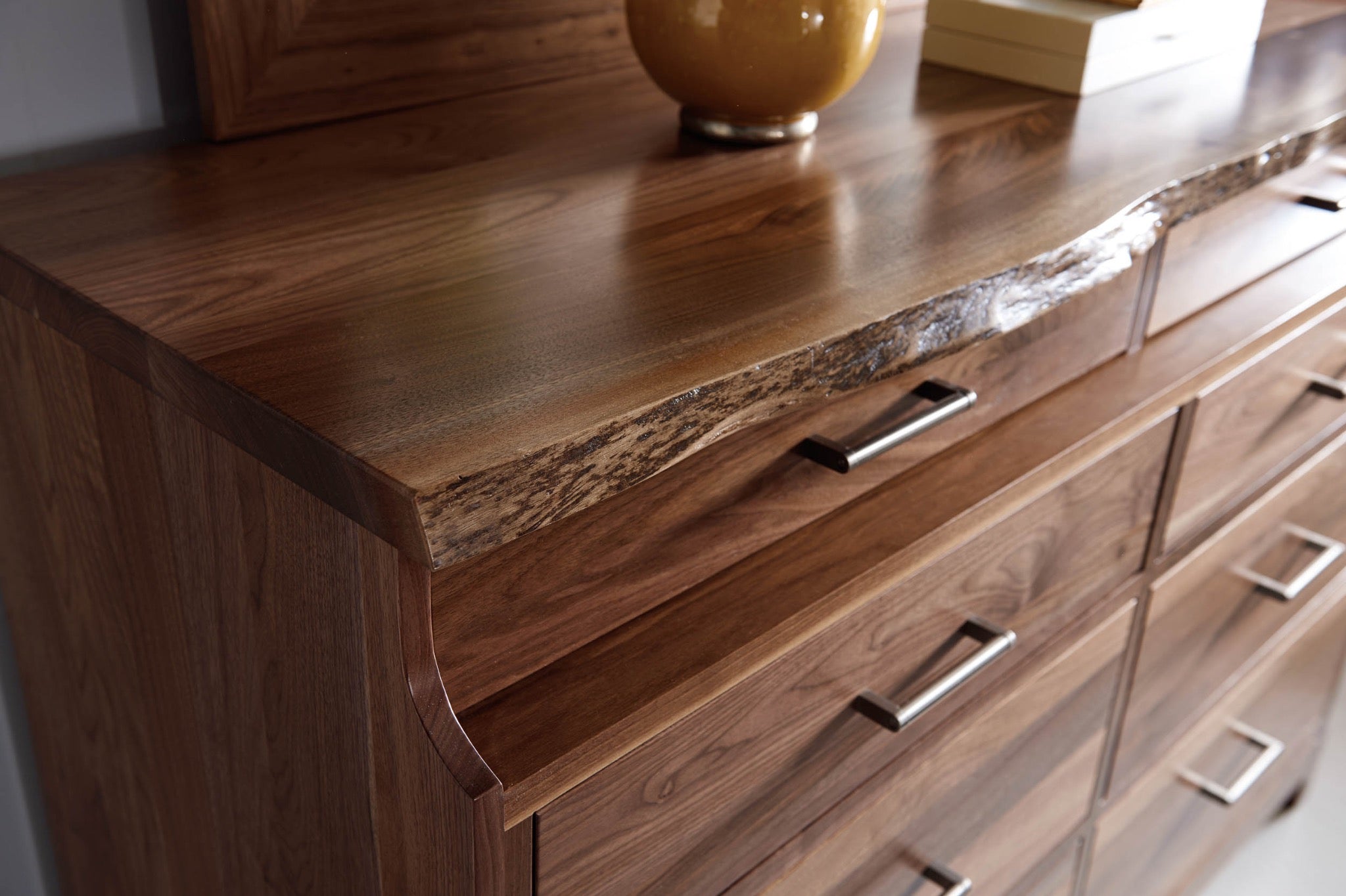 Westmere Amish Bedroom Collection