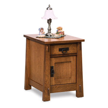 Modesto Amish End Table Enclosed - Herron's Furniture