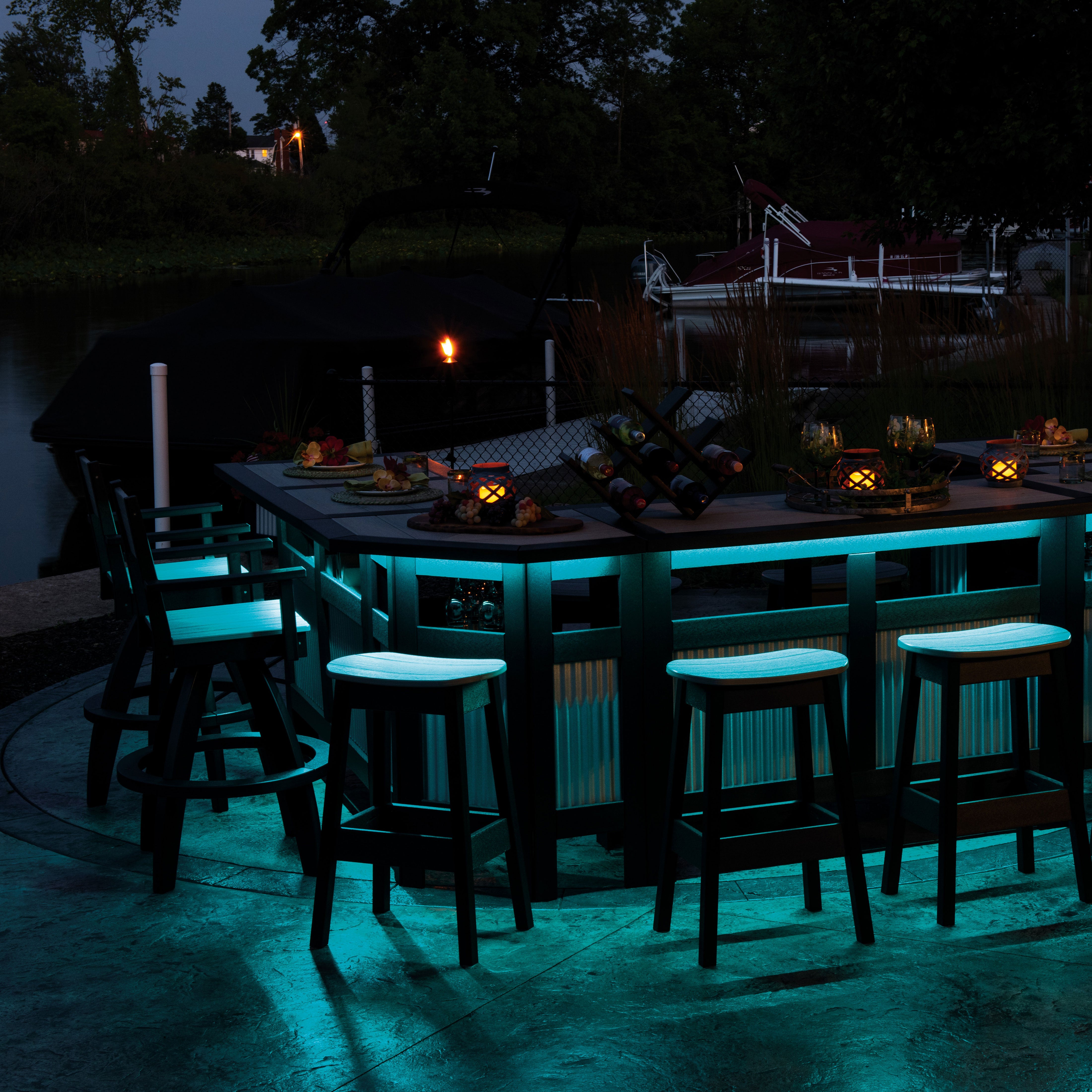 Tacoma Amish Outdoor Bar - Herron's Furniture