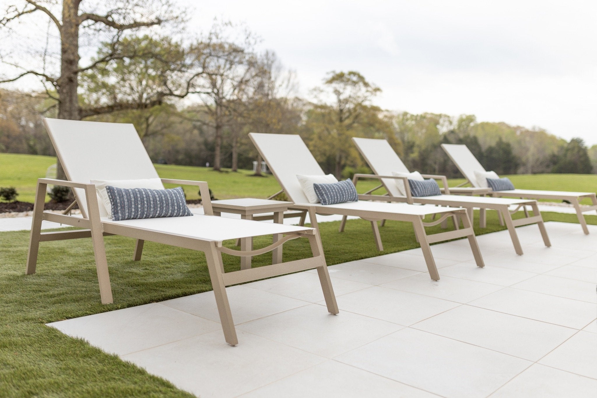 Vida Chaise Lounge Set