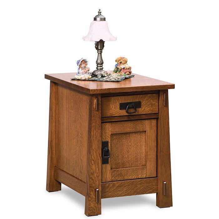 Modesto Amish End Table Enclosed - Herron's Furniture